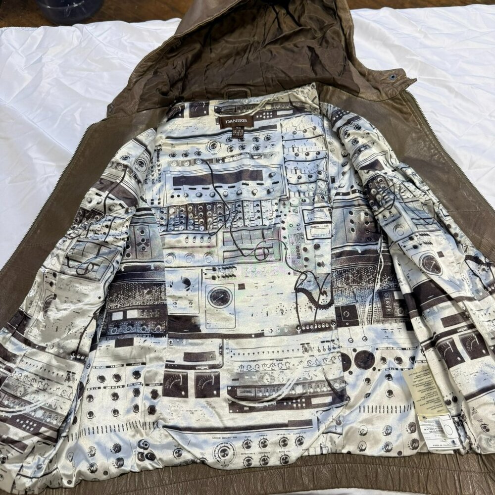 Danier Women's Hooded Leather Vest - Interior Graphics - Size M